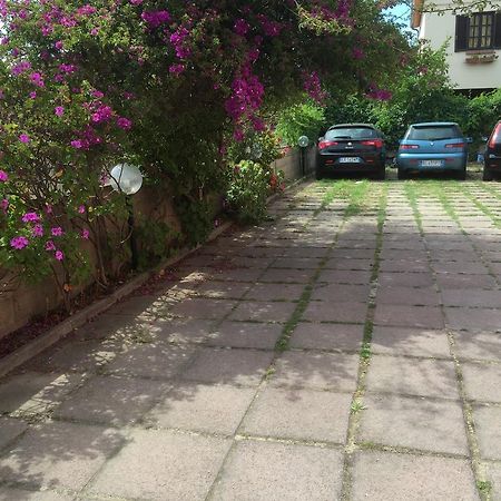 L'Aurora Viola Bed & Breakfast Carbonia Ngoại thất bức ảnh