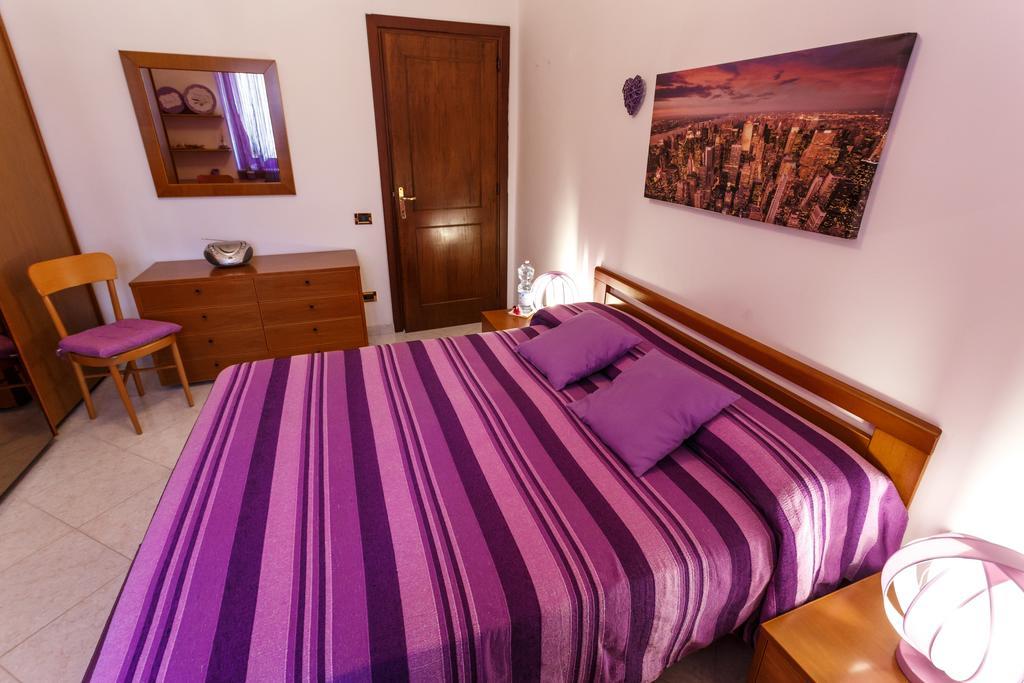 L'Aurora Viola Bed & Breakfast Carbonia Ngoại thất bức ảnh