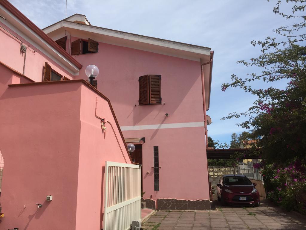 L'Aurora Viola Bed & Breakfast Carbonia Ngoại thất bức ảnh