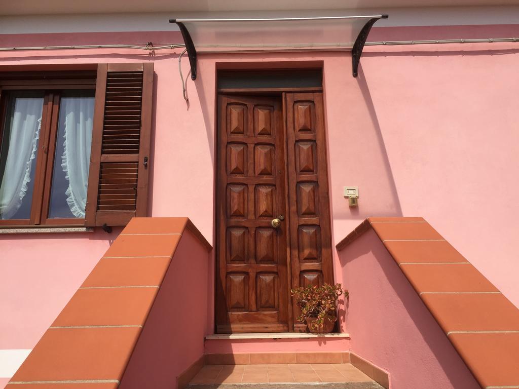 L'Aurora Viola Bed & Breakfast Carbonia Ngoại thất bức ảnh